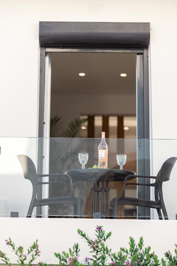 Olvos Suite Naxos City Екстер'єр фото
